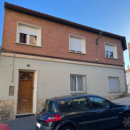 Casa Compartida Villanueva De Gallego Luaran gambar